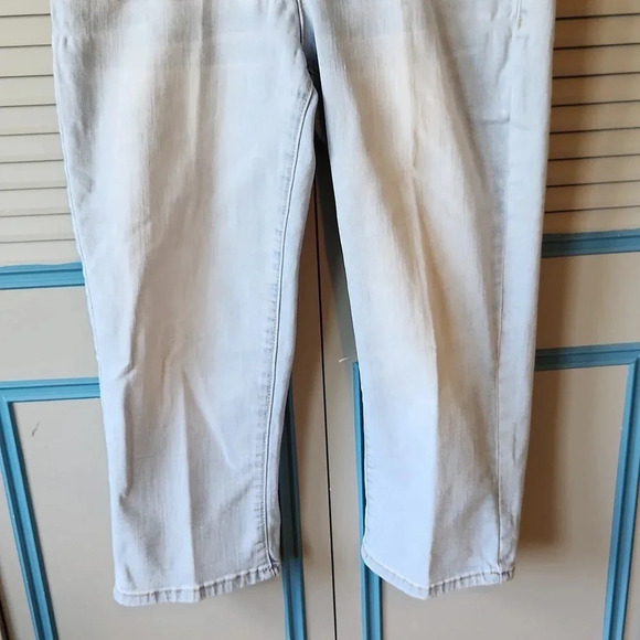 Earl Jeans Light Blue Denim - Picture 6 of 12